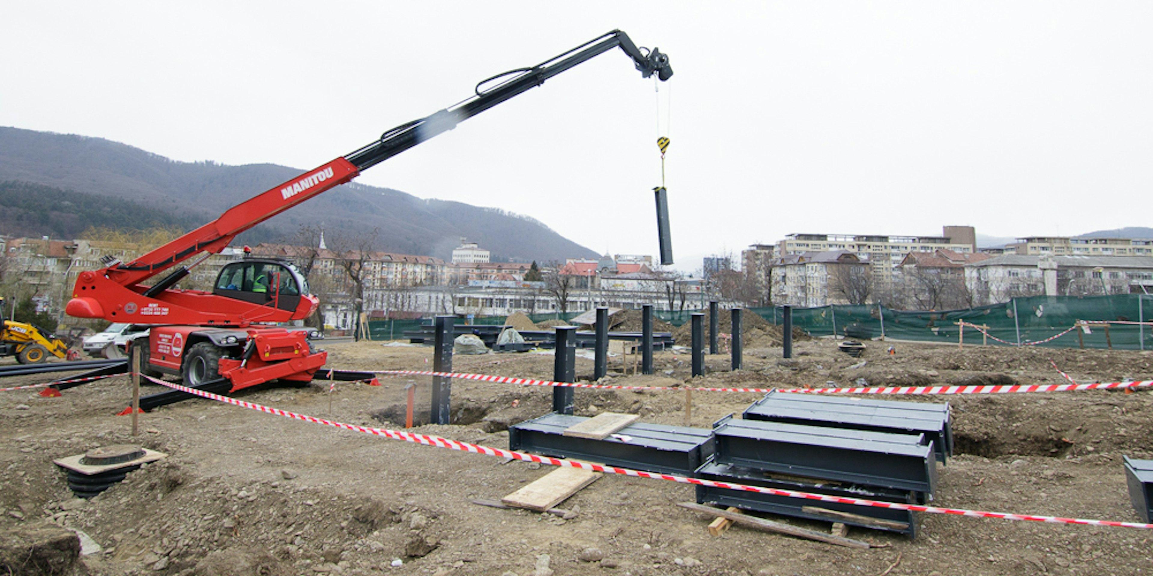 Jurnal de Spital Modular Piatra Neamț: montăm structura metalică